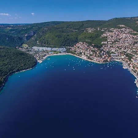 Pet Friendly In With House Sea View * Brovinje