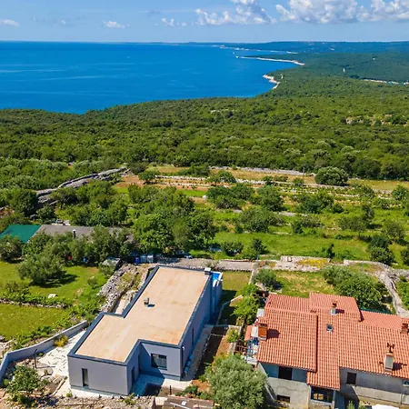 Pet Friendly In With House Sea View Brovinje